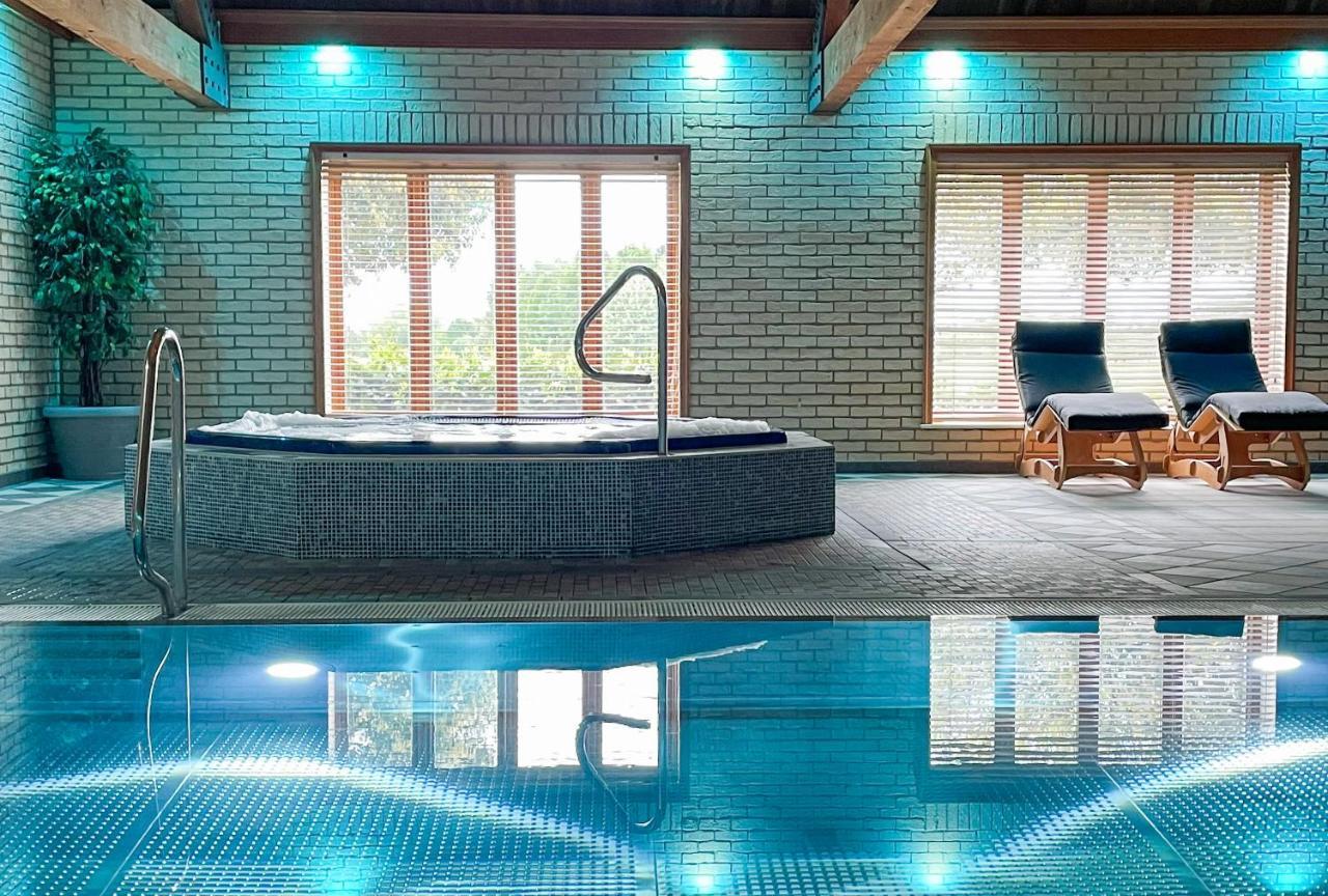 Oak Boutique Lodge Includes Hot Tub Air Con & Dog ยอร์ค ภายนอก รูปภาพ