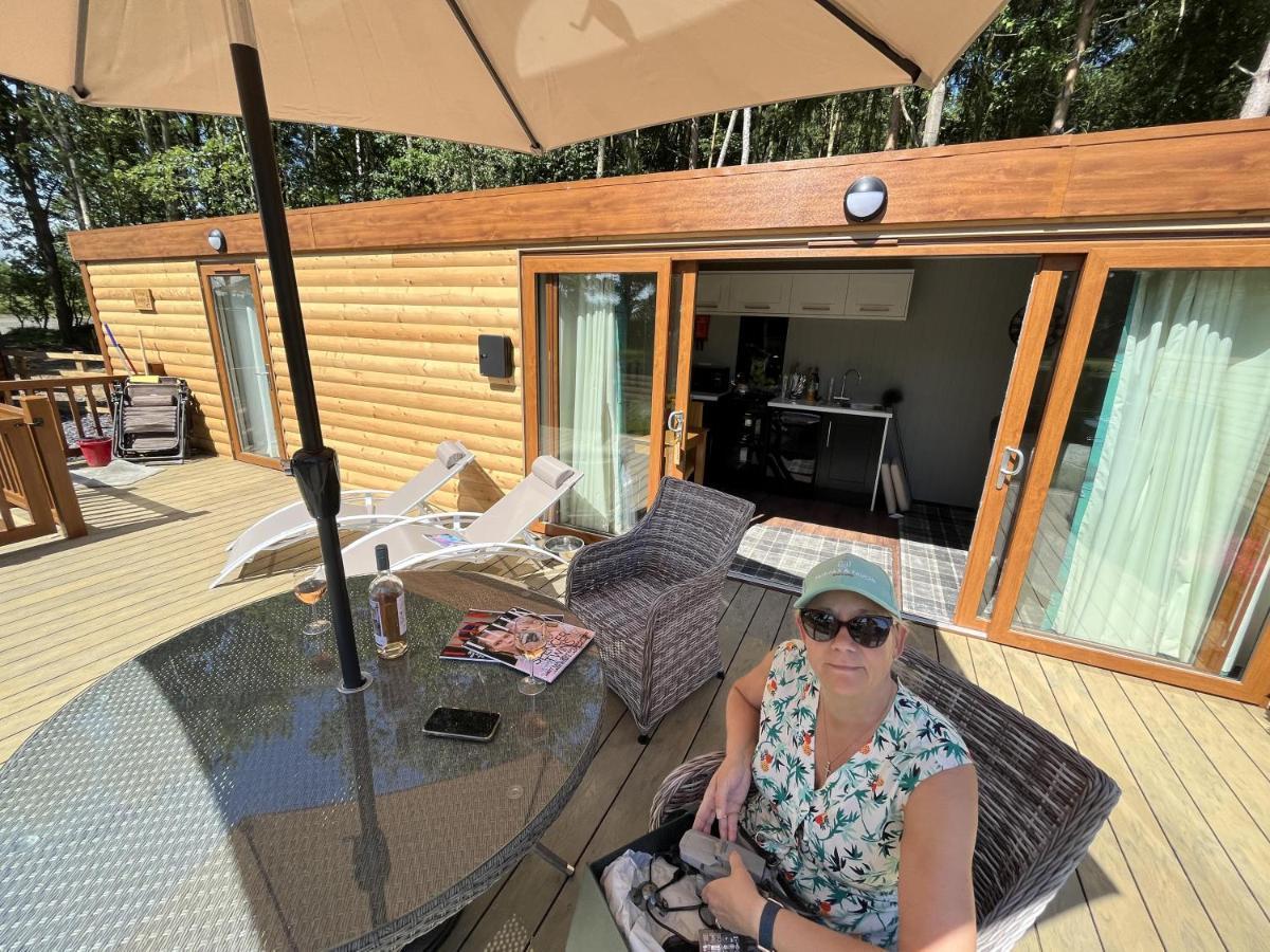 Oak Boutique Lodge Includes Hot Tub Air Con & Dog ยอร์ค ภายนอก รูปภาพ